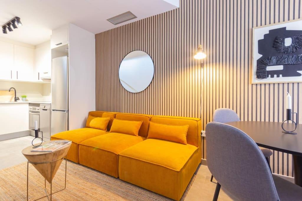 Apartmán Duplex With Terrace Near Bcn Terrassa Exteriér fotografie
