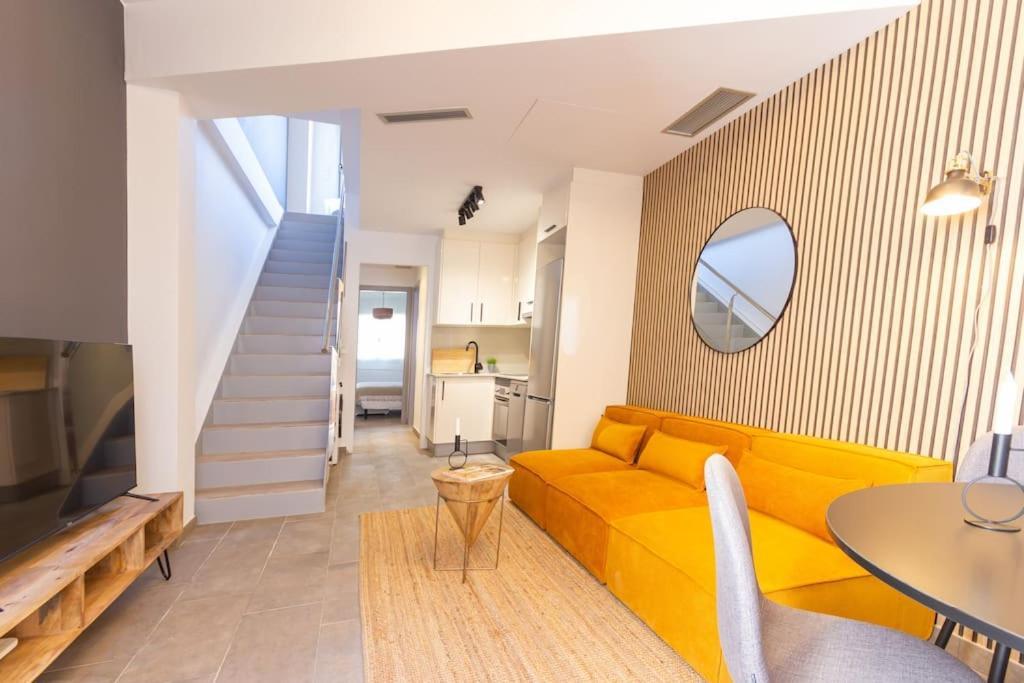 Apartmán Duplex With Terrace Near Bcn Terrassa Exteriér fotografie